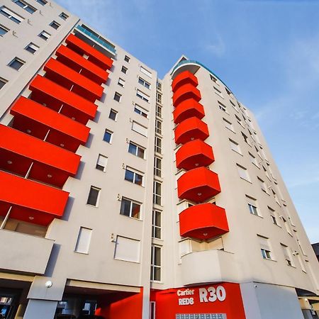 Vivid Colors Near City Center أرادايا المظهر الخارجي الصورة